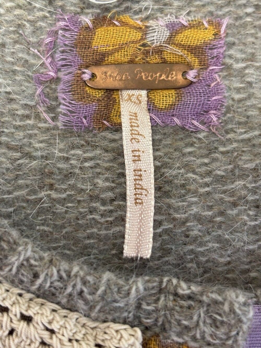 Free People Cardigan Gray Wool Women XS Purple Patches Crochet Lace Button Boho - Picture 8 of 10